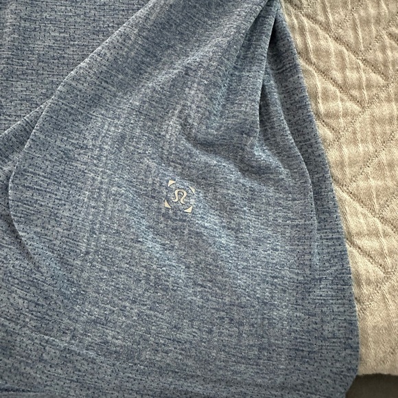 Lululemon Metal Vent Tech 2.0, Men’s Short Sleeved Blue Shirt, Size Medium - Picture 2 of 3